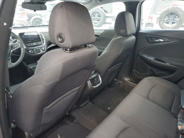 Used 2022 Chevrolet Malibu LT image 34
