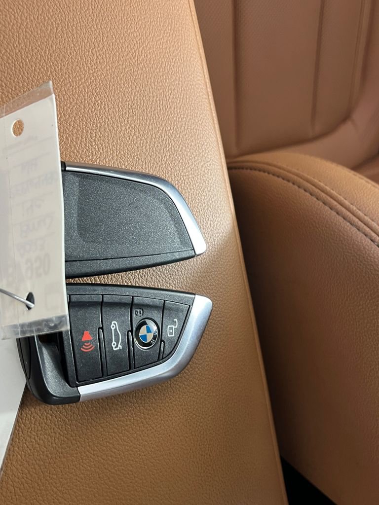 Used 2023 BMW i4 eDrive35 w/ Premium Package image 23