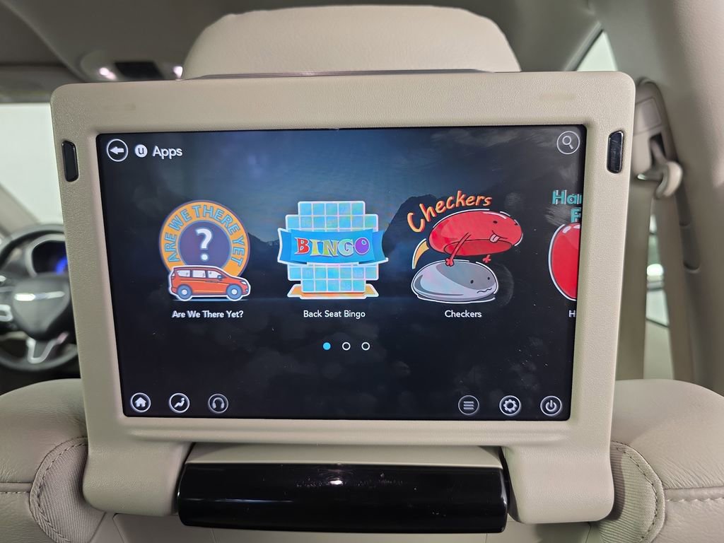 Used 2017 Chrysler Pacifica Touring-L Plus w/ Advanced Safetytec Group image 33