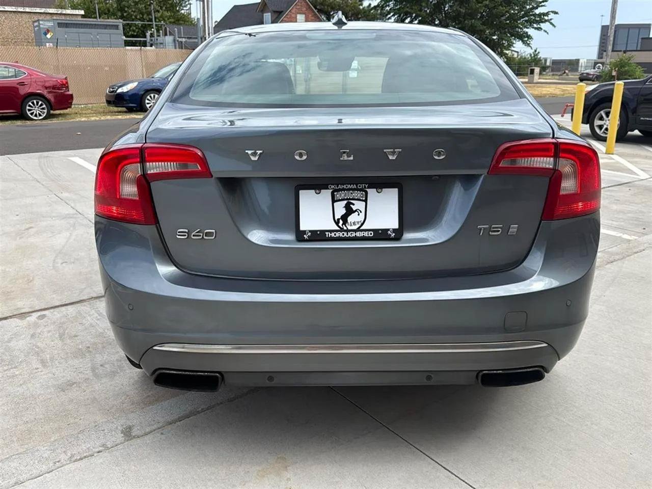 Used 2017 Volvo S60 T5 Inscription Platinum FWD image 14