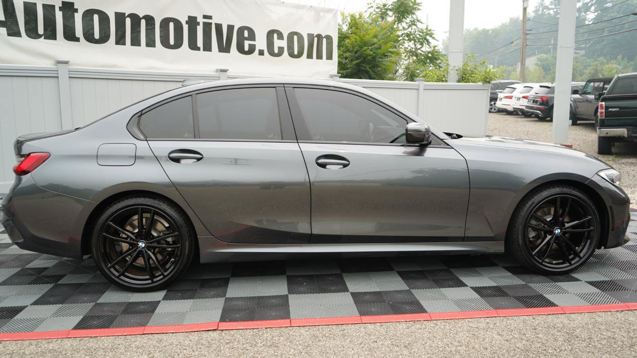 Used 2020 BMW 330i xDrive Sedan w/ M Sport Package AWD/4WD image 6