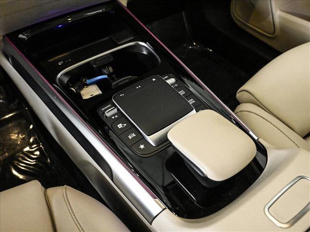 Certified 2021 Mercedes-Benz GLB 250 4MATIC image 13