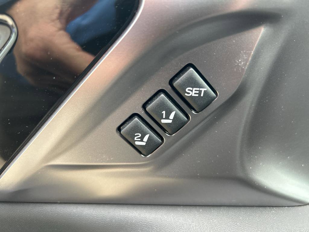 Used 2024 Subaru Outback Limited image 12