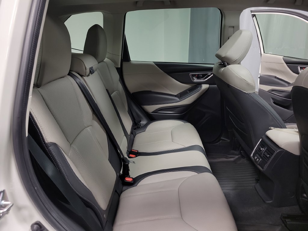Used 2023 Subaru Forester Limited AWD/4WD image 32