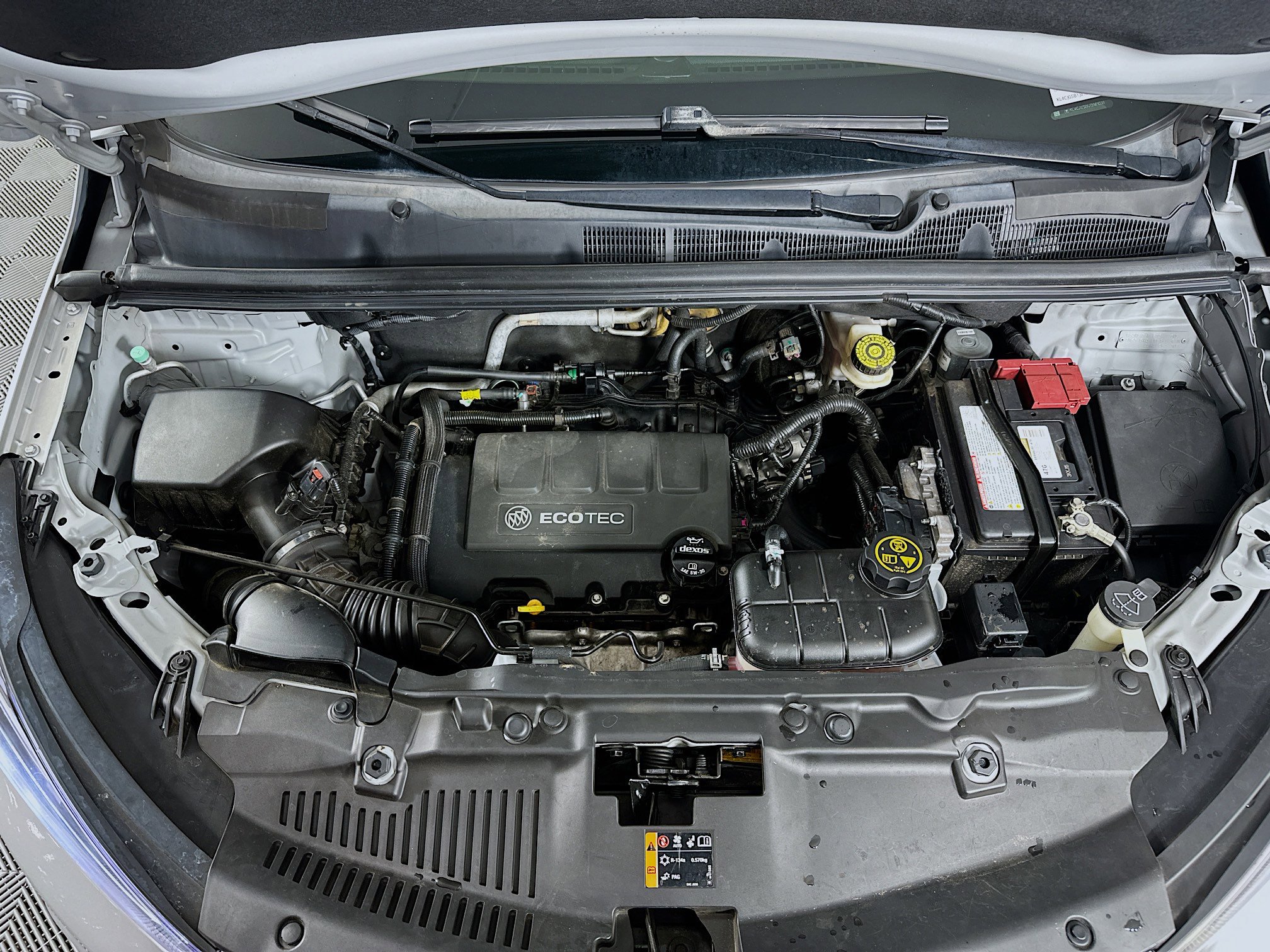 Used 2018 Buick Encore Essence image 31