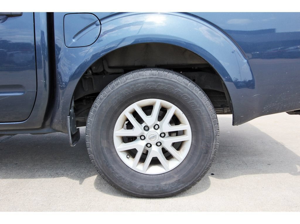 Used 2018 Nissan Frontier SV RWD image 11