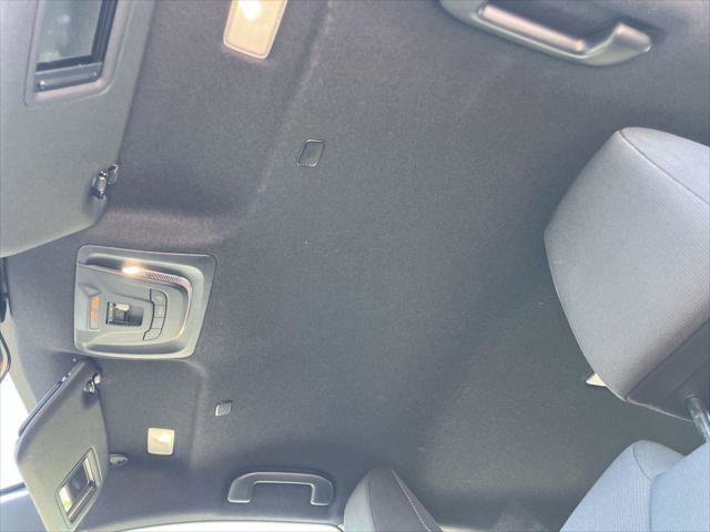Certified 2025 Toyota Corolla SE FWD image 20