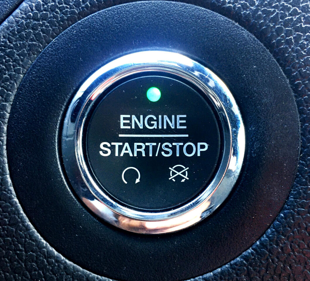 Used 2019 Ford Explorer XLT w/ Equipment Group 201A image 28