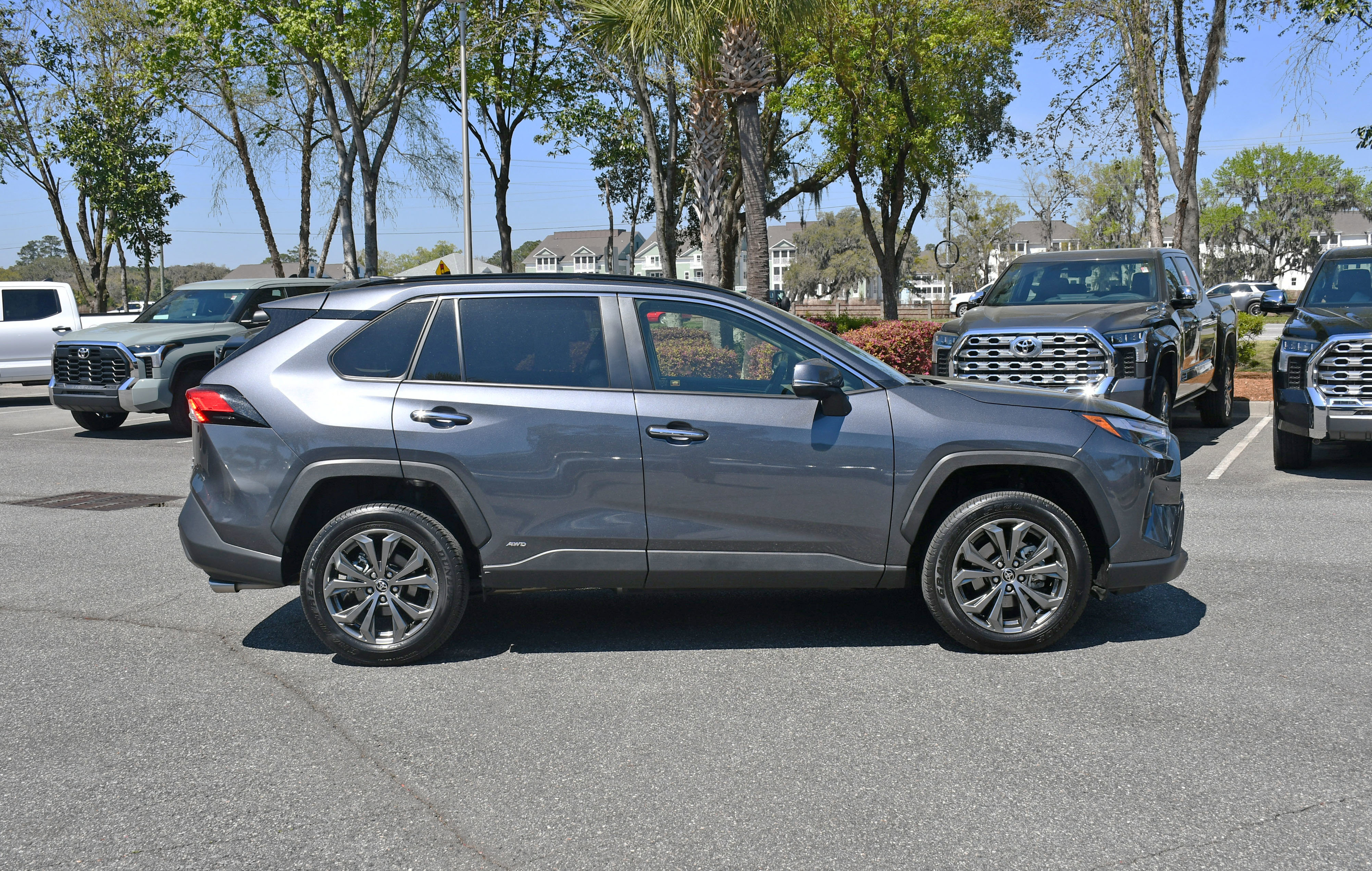 Used 2024 Toyota RAV4 Limited image 5