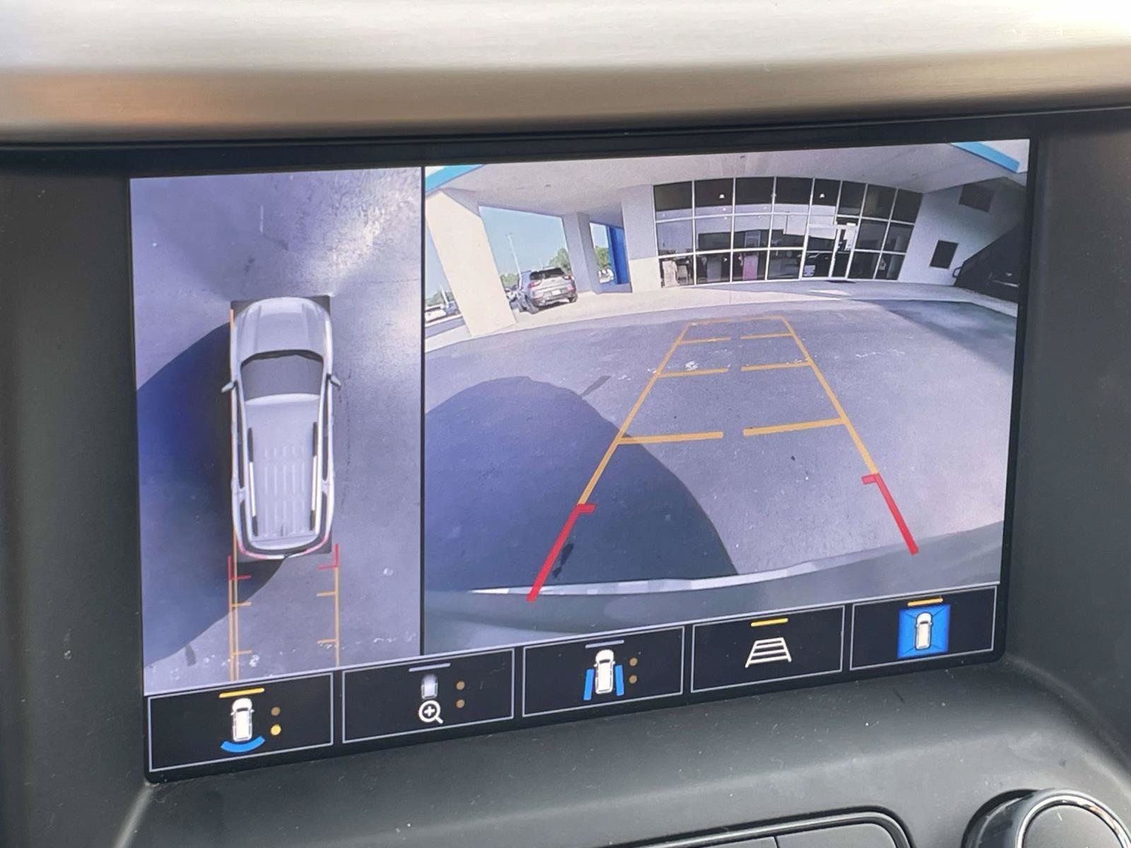Used 2023 GMC Acadia Denali w/ Denali Technology Package FWD image 25