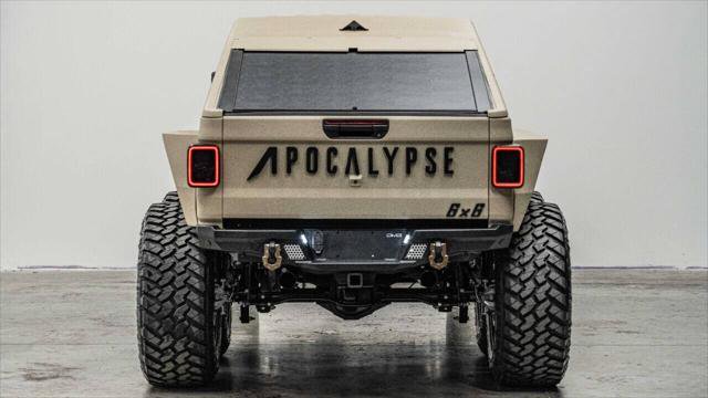 Used 2023 Jeep Gladiator Sport image 9