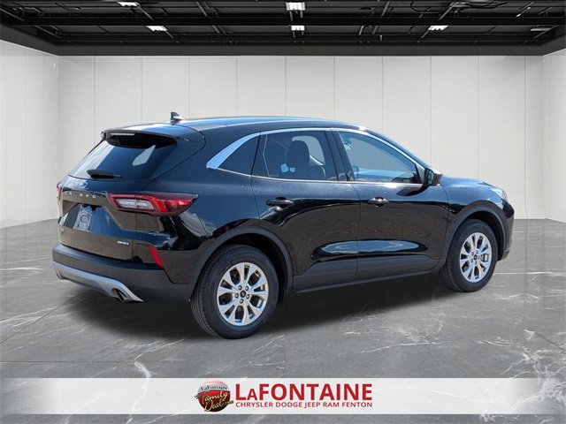 Used 2023 Ford Escape Active image 5