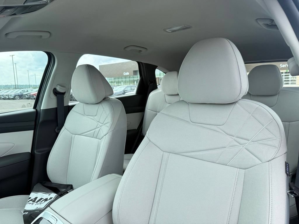 New 2026 Hyundai Tucson SE FWD image 22