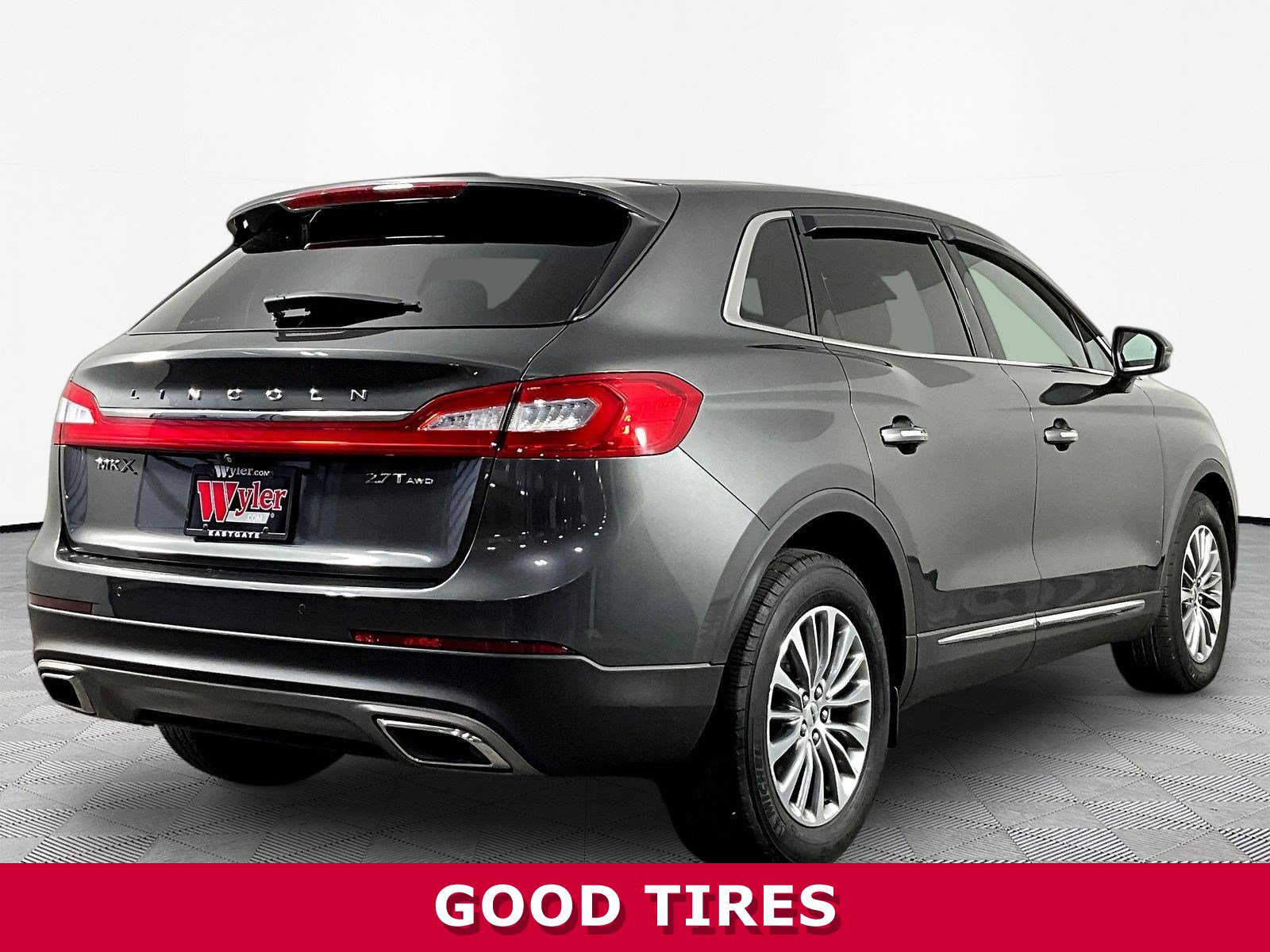 Used 2018 Lincoln MKX Select w/ Select Plus Package AWD/4WD image 6