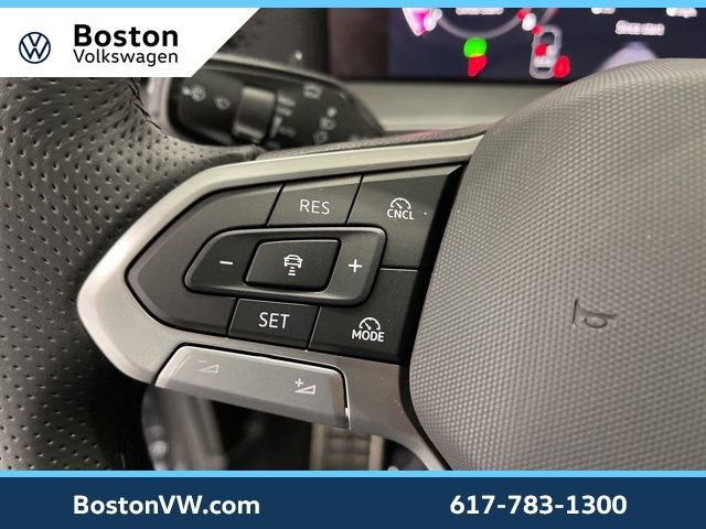 New 2026 Volkswagen Tiguan SE R-Line image 16