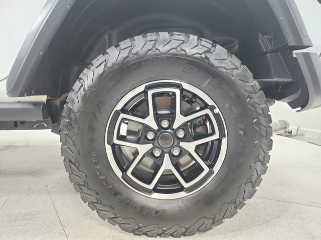 Used 2025 Jeep Wrangler Unlimited Rubicon AWD/4WD image 43