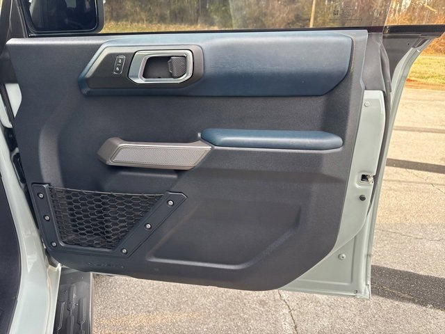 Used 2022 Ford Bronco Outer Banks image 9