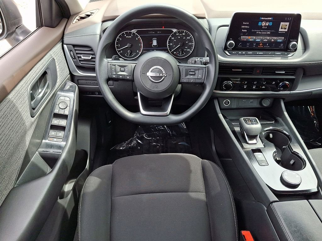 Used 2023 Nissan Rogue S AWD/4WD image 11