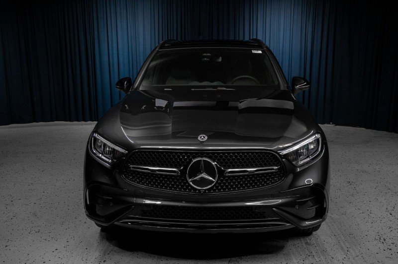 New 2026 Mercedes-Benz GLC 300 4MATIC image 2