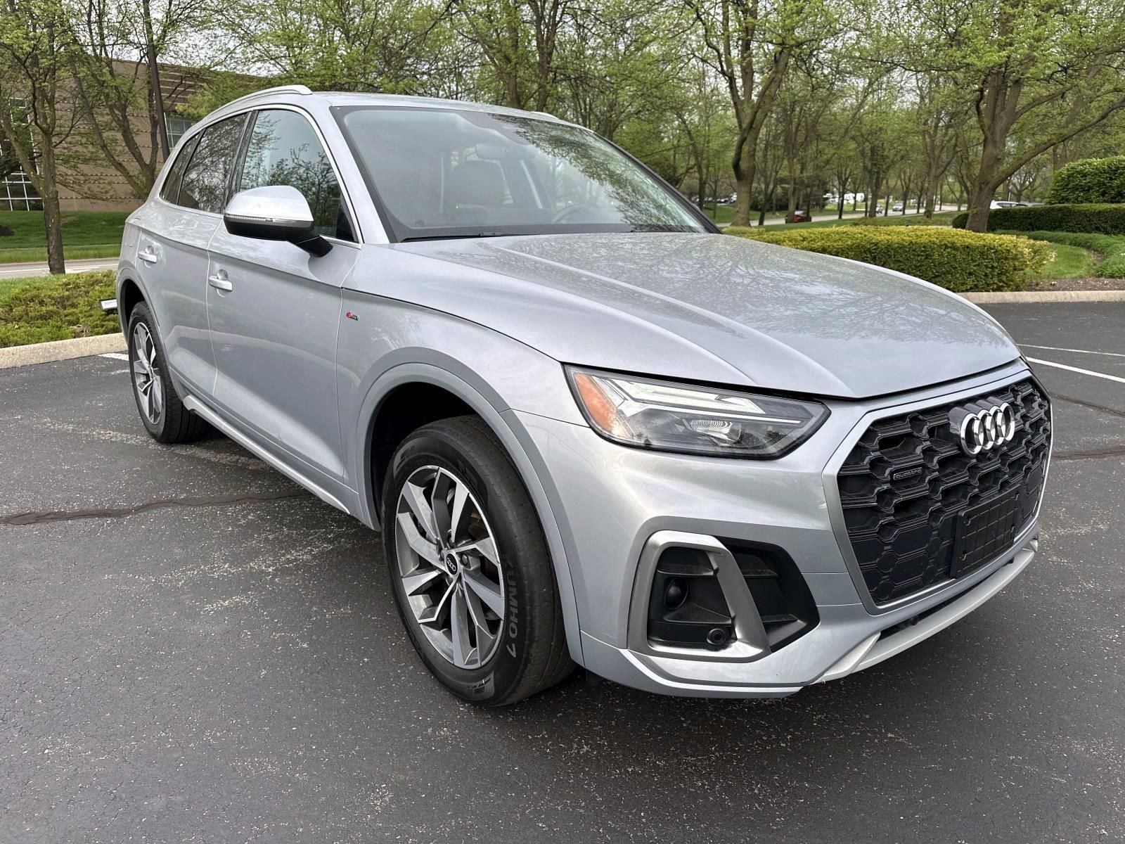 Used 2023 Audi Q5 2.0T Premium Plus w/ Premium Plus Package image 3