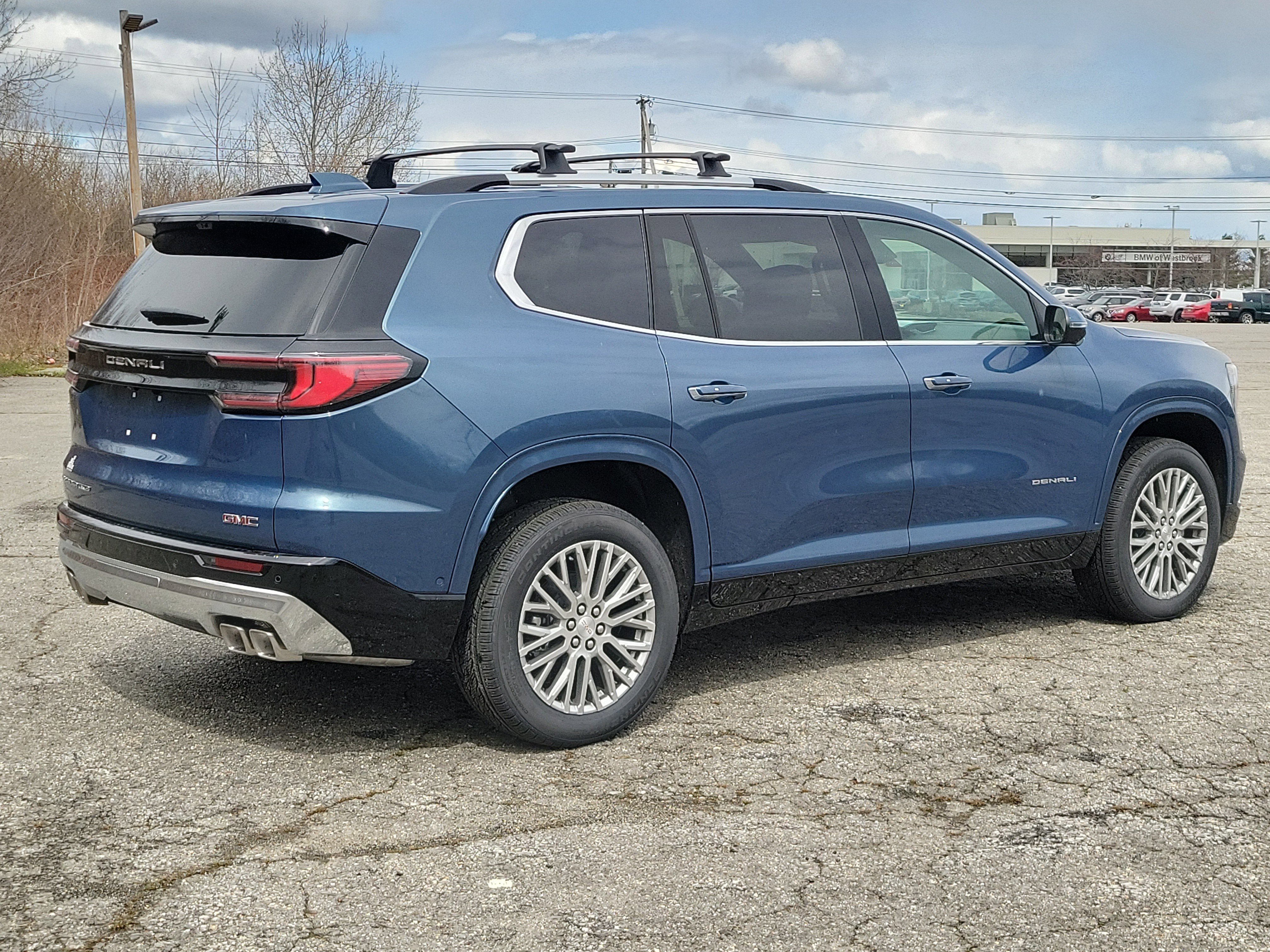 New 2026 GMC Acadia Denali w/ Super Cruise Package image 7
