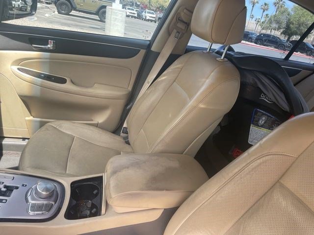 Used 2011 Hyundai Genesis 4.6 RWD image 8