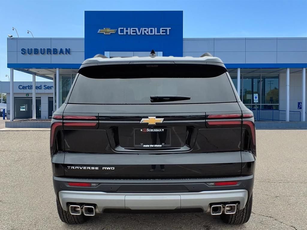 New 2026 Chevrolet Traverse LT w/ Driver Confidence Package AWD/4WD image 5