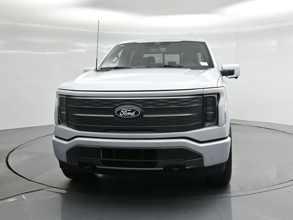 New 2025 Ford F150 Lightning Lariat image 24