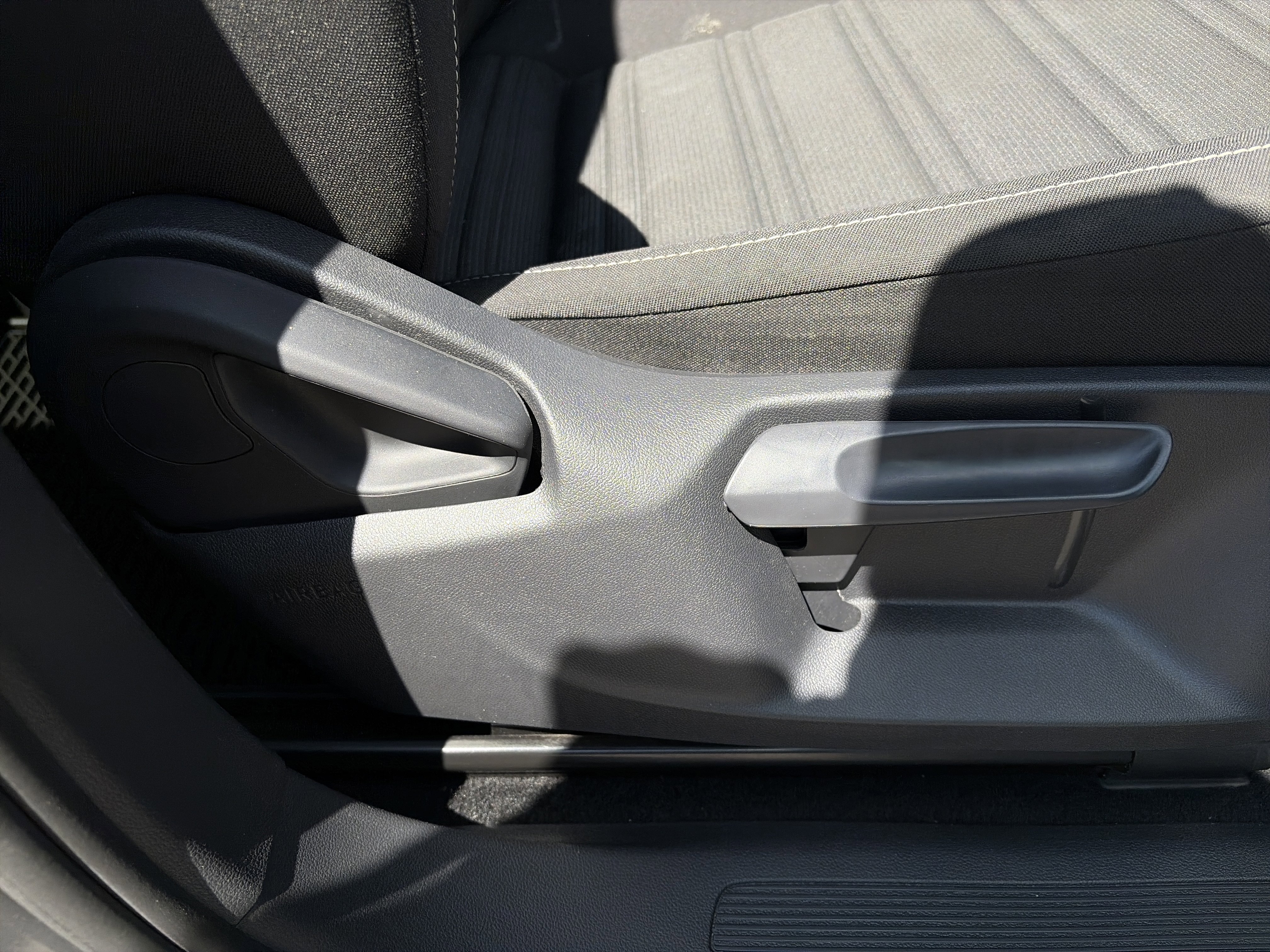 Certified 2023 Volkswagen Tiguan S AWD/4WD image 29