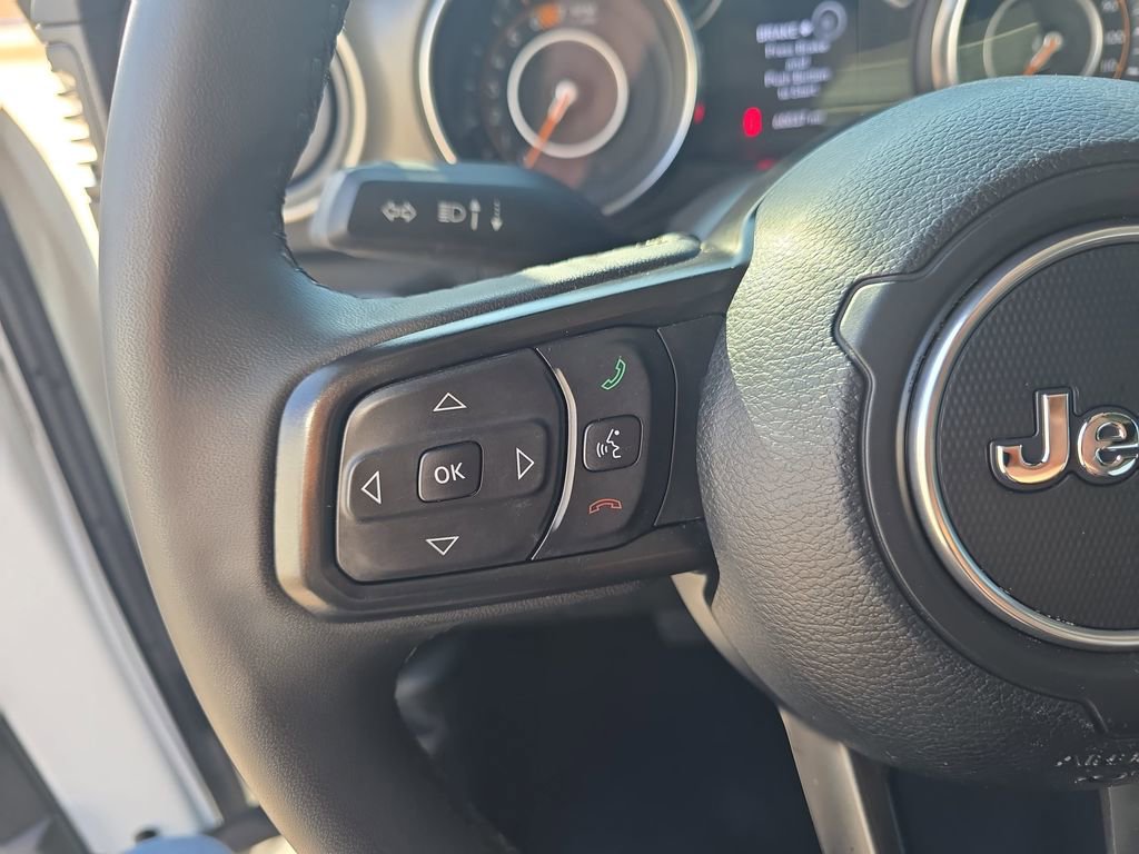 Used 2023 Jeep Wrangler Sport S image 18