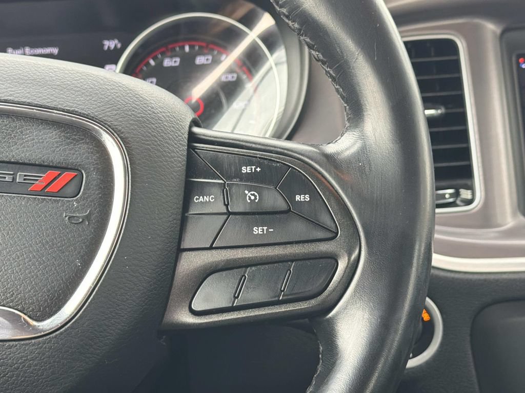 Used 2022 Dodge Charger SXT RWD image 14