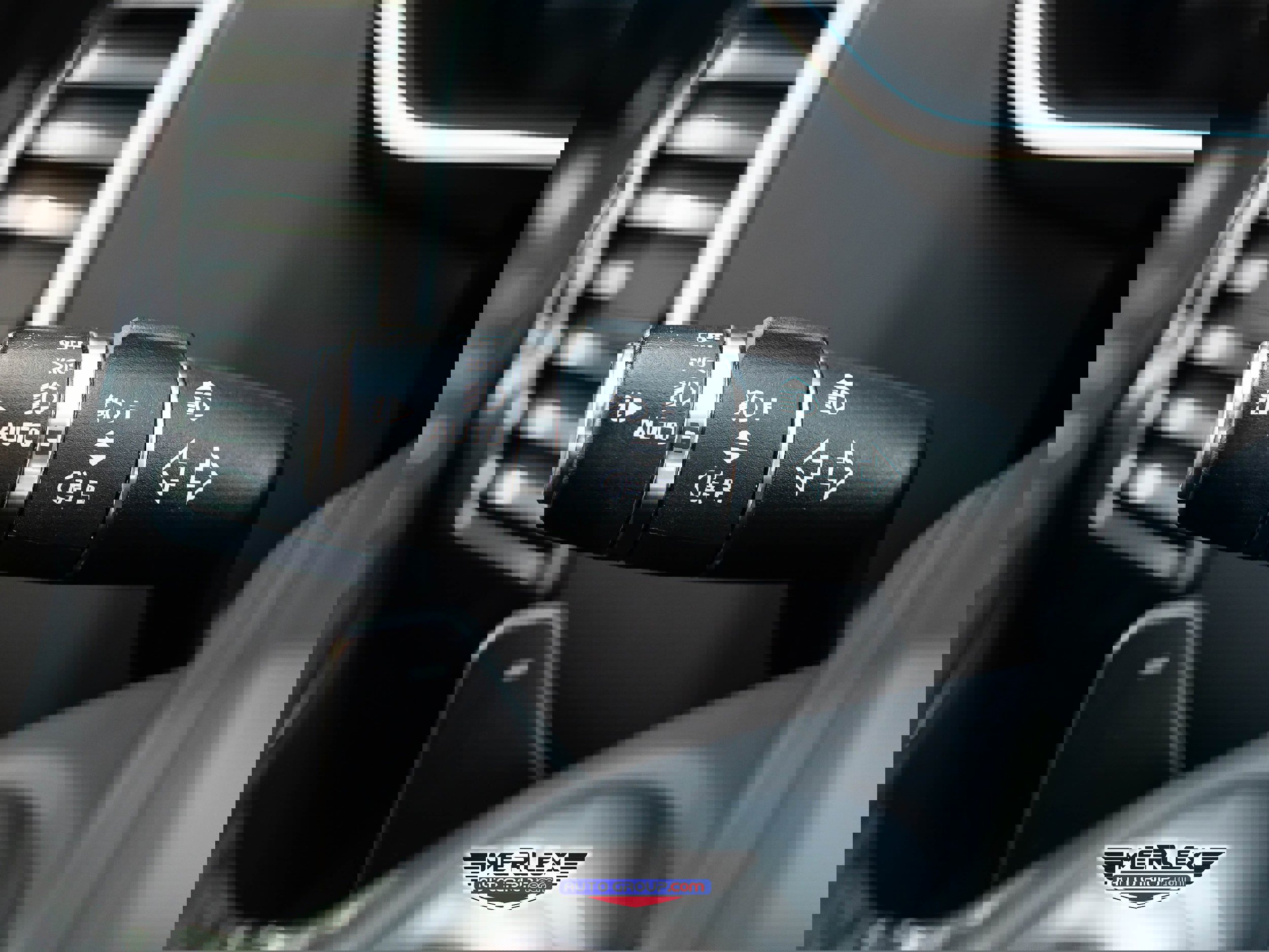 Used 2018 Land Rover Range Rover Long Wheelbase Supercharged image 31