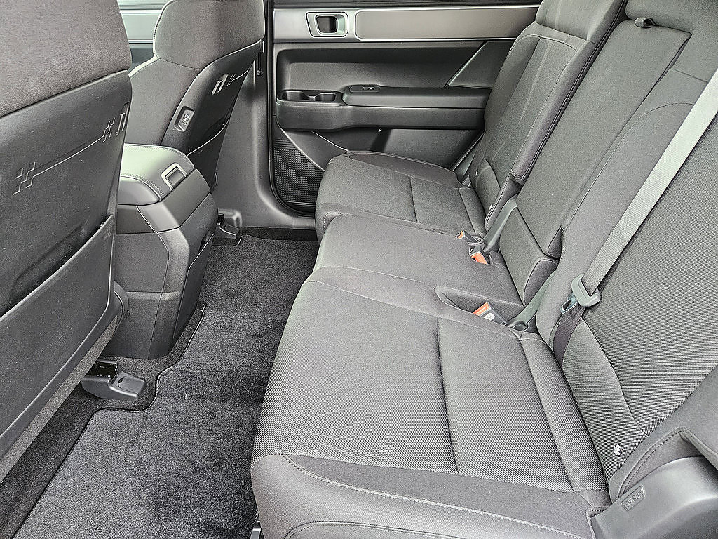 New 2026 Hyundai Santa Fe SE FWD image 29