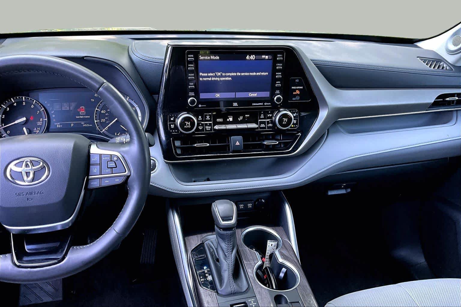 Certified 2020 Toyota Highlander Limited AWD/4WD image 7