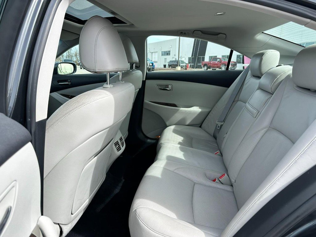 Used 2011 Lexus ES 350 image 8