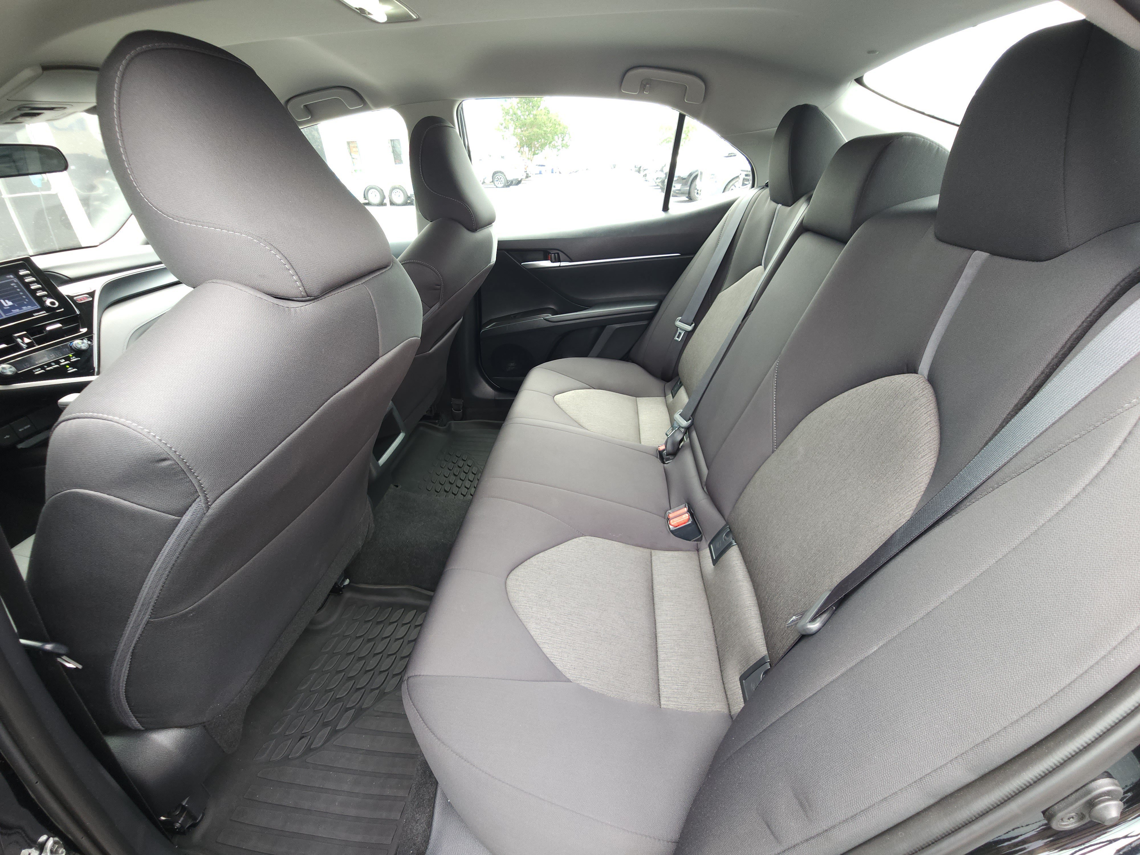 Used 2024 Toyota Camry LE FWD image 16