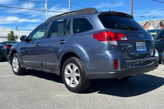 Used 2013 Subaru Outback 2.5i Limited AWD/4WD image 5