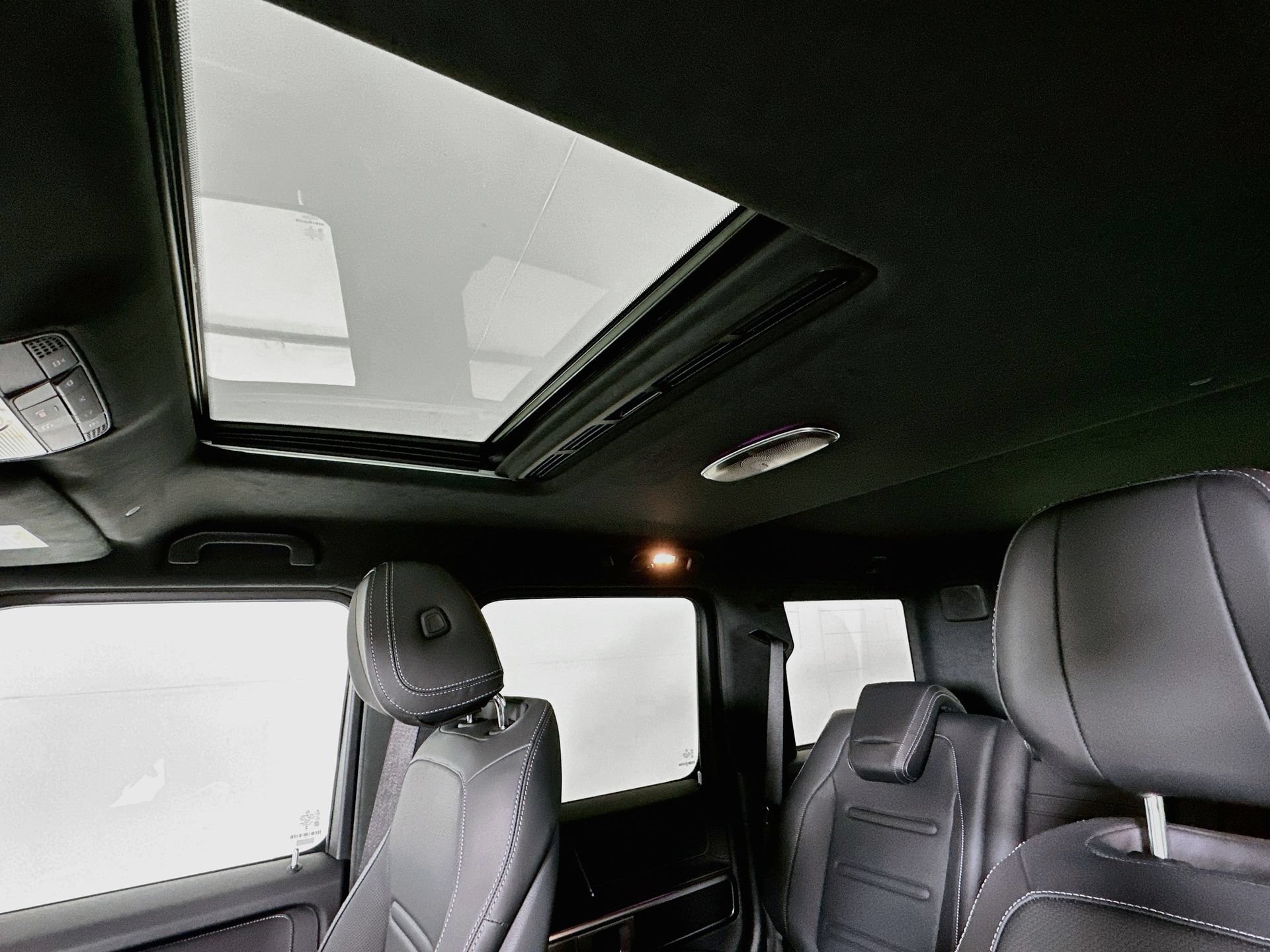New 2027 Mercedes-Benz G 580 e image 24