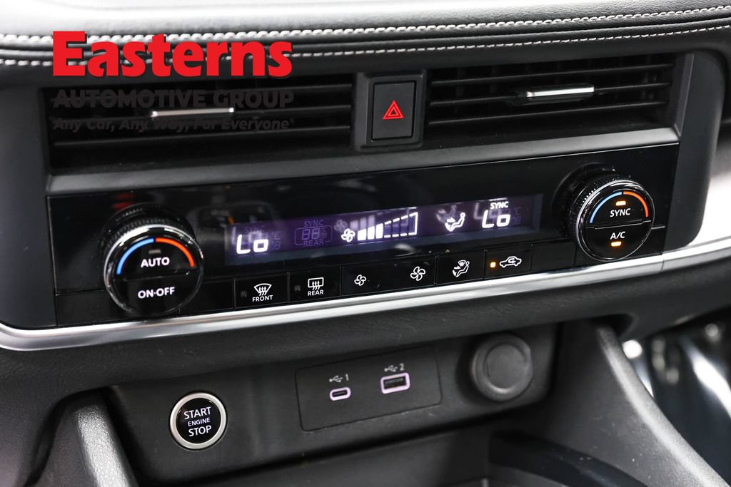 Used 2023 Nissan Rogue SV AWD/4WD image 21