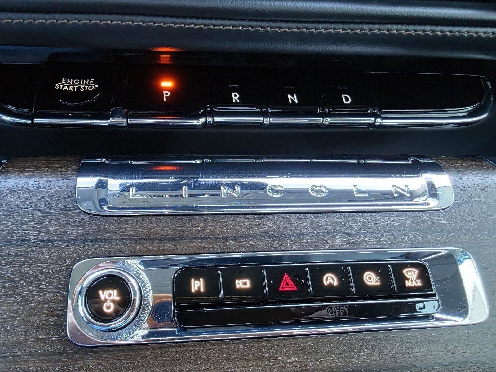 Used 2025 Lincoln Aviator Reserve w/ Equipment Group 201A image 22