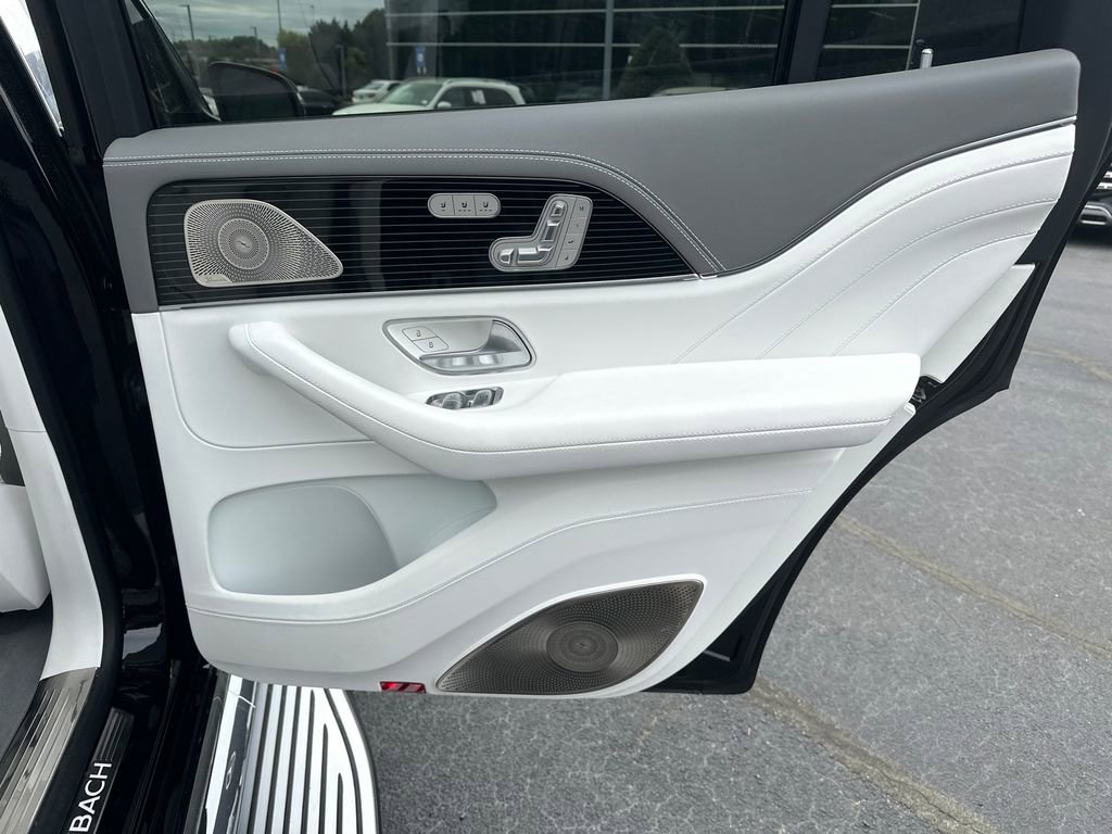 Certified 2025 Mercedes-Benz Maybach GLS 600 4MATIC image 18