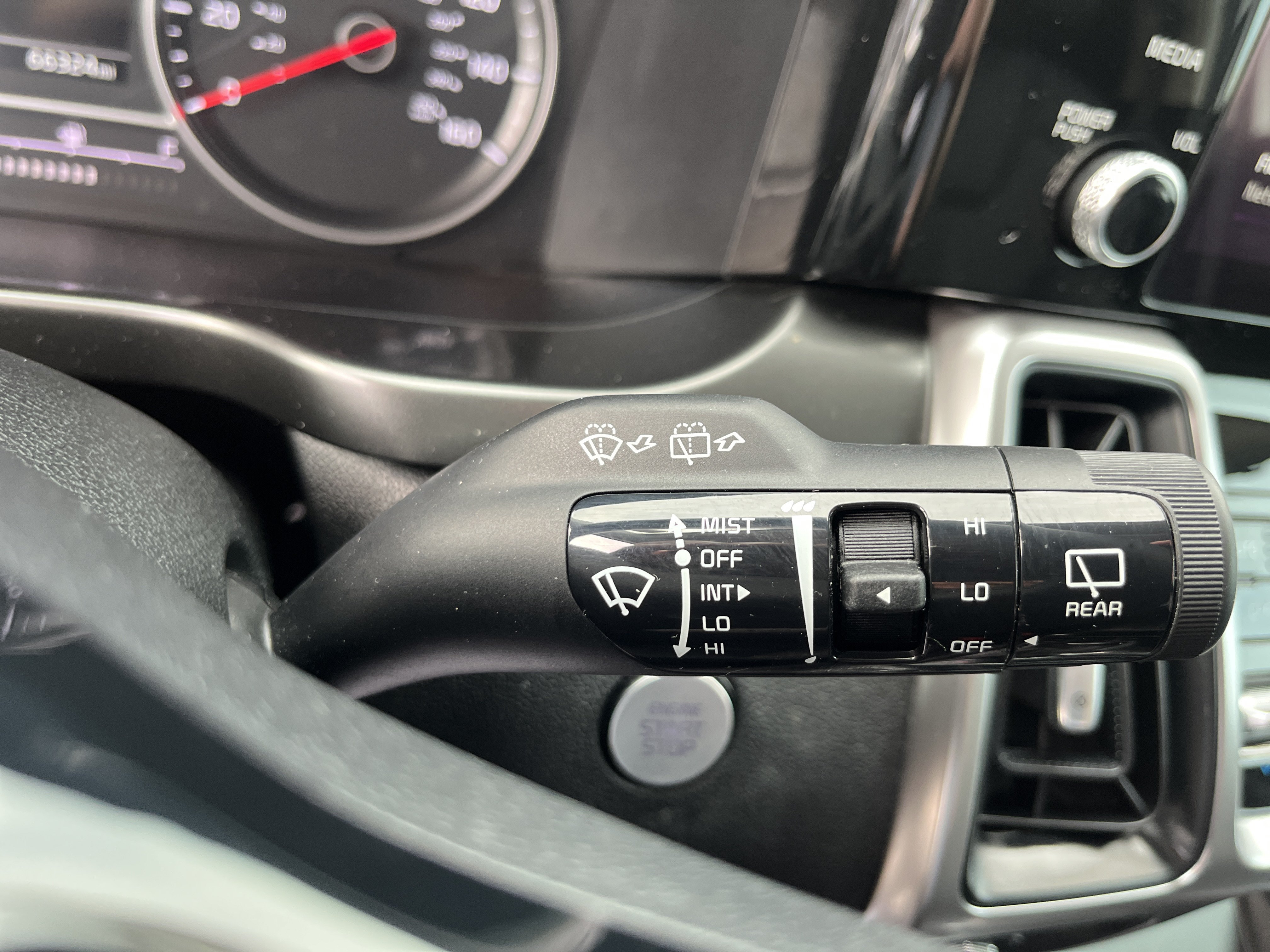 Used 2023 Kia Sorento S FWD image 23