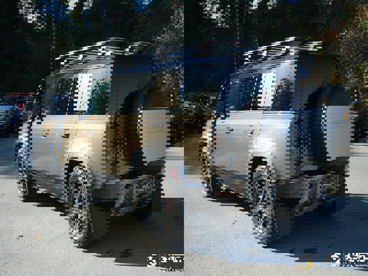 Used 2021 Land Rover Defender 110 X image 9