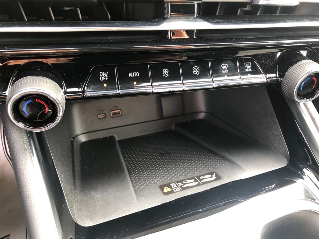 New 2025 Chevrolet Traverse LT w/ Driver Confidence Package image 21