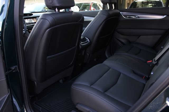 Used 2025 Cadillac XT6 Luxury AWD/4WD image 25