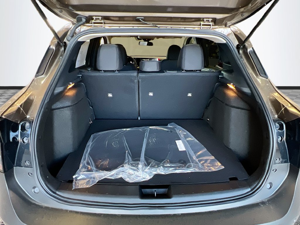 New 2026 Nissan Kicks SV w/ Cold Weather Package AWD/4WD image 22