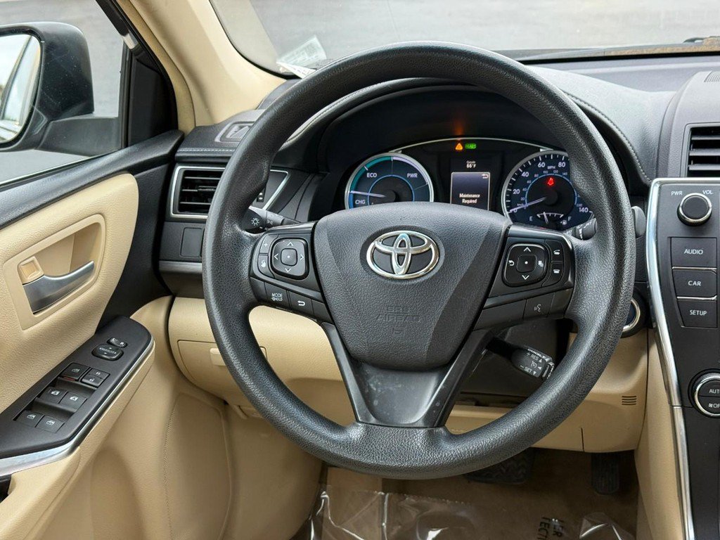 Used 2017 Toyota Camry LE FWD image 15