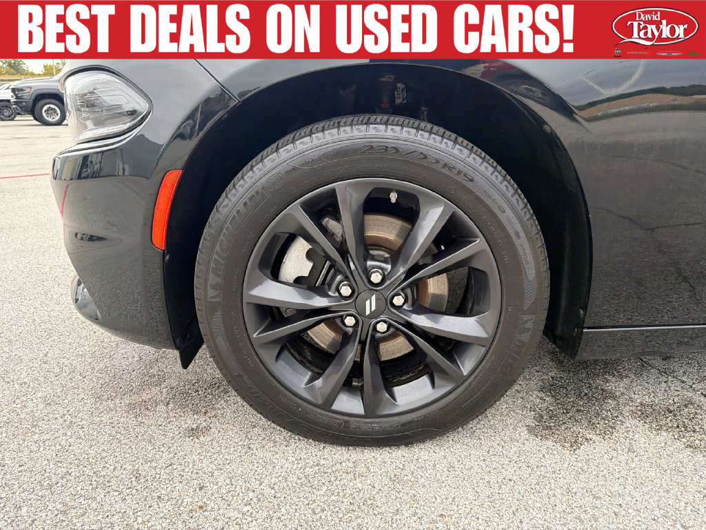 Used 2023 Dodge Charger SXT w/ Blacktop Package AWD/4WD image 19