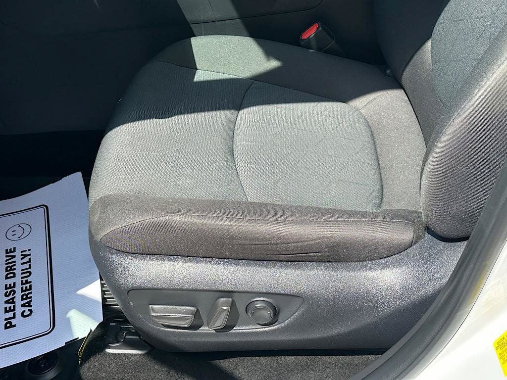 Certified 2025 Toyota RAV4 XLE w/ Convenience Package AWD/4WD image 13