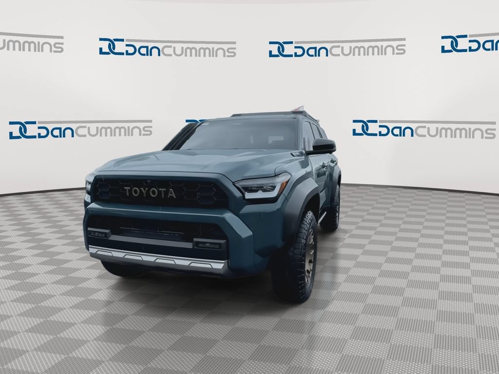 Used 2026 Toyota 4Runner Trailhunter AWD/4WD image 3